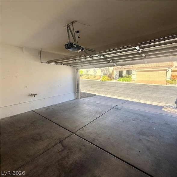 Building Photo - 10437 Concetta Ave