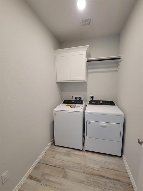 Building Photo - 113 Blf Crk Ln