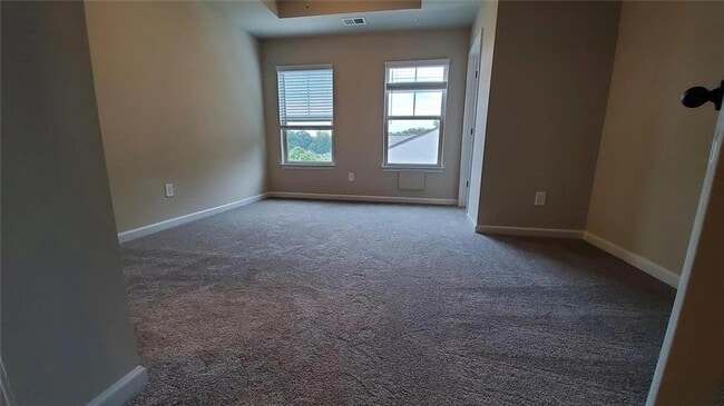 Building Photo - 1055 Bayrose Cir