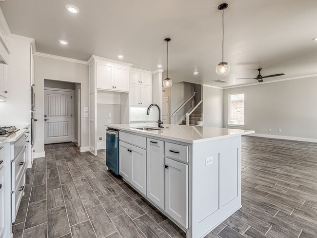 Building Photo - Stunning Brand New Build + Deerk Creek Sch...