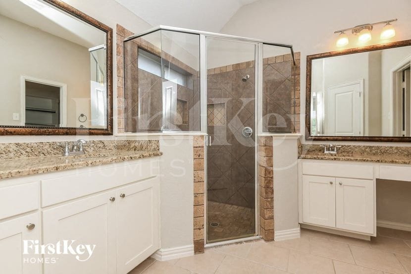 Building Photo - 9801 Brazoria Trail