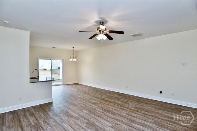 Building Photo - 395 Canyon Oak Loop