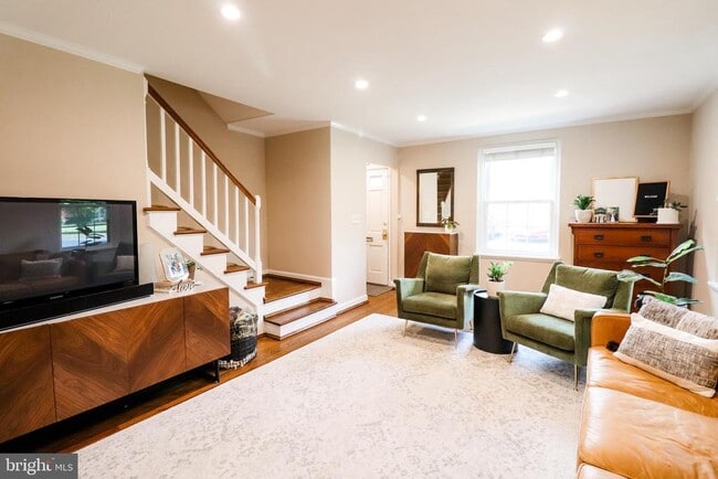 Building Photo - 3620 S Taylor St