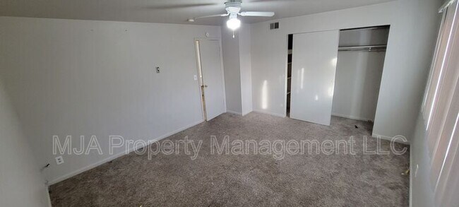 Building Photo - 2640 W 3800 S