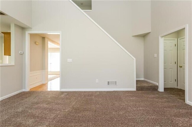 Building Photo - 409 Bottesford Dr NW