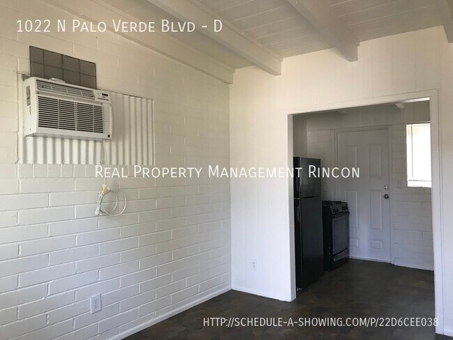 Building Photo - 1022 N Palo Verde Blvd