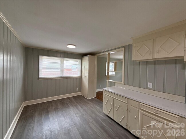Building Photo - 4434 Brooktree Dr