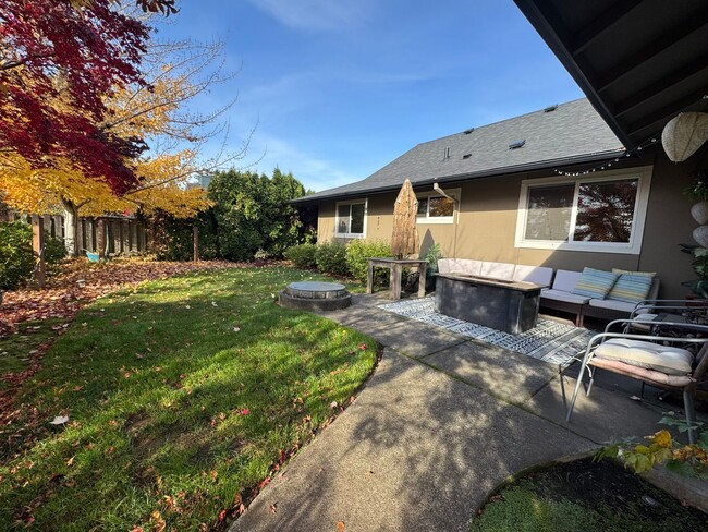 Building Photo - 14920 NW Northumbria Ln