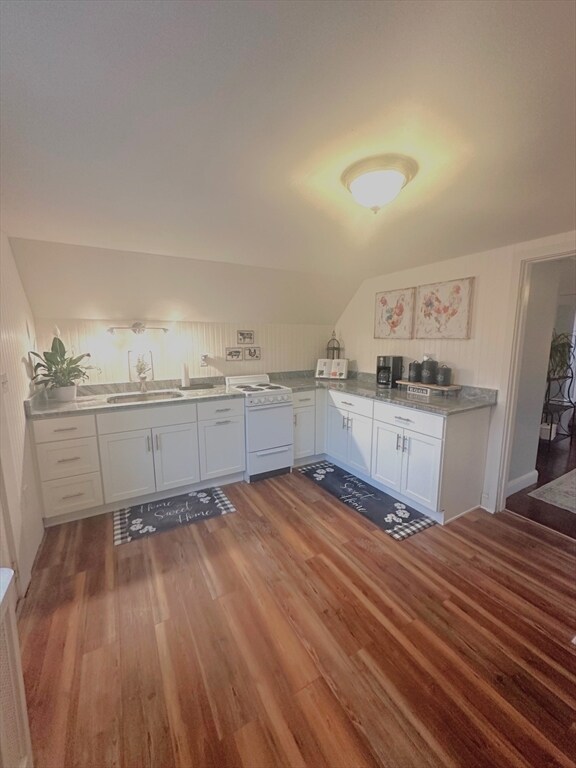 Building Photo - 32 Florence Ave