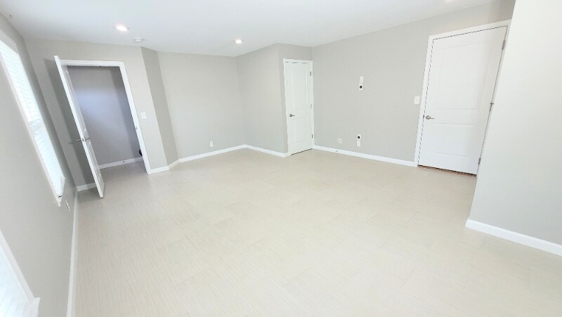 Building Photo - 9615 Union Park