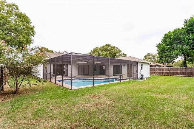 Building Photo - 8373 Camphor Dr