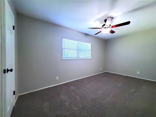 Building Photo - 806 Greenhaven Dr