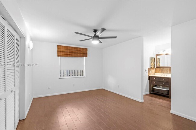 Building Photo - 10824 SW 132nd Cir Ct