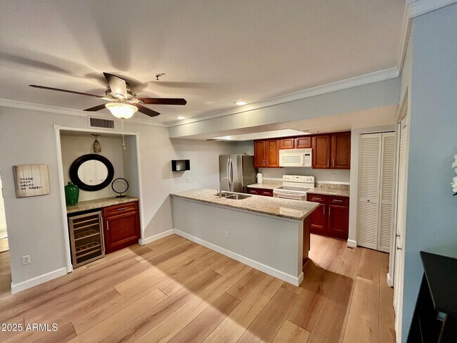 Building Photo - 7777 E Main St