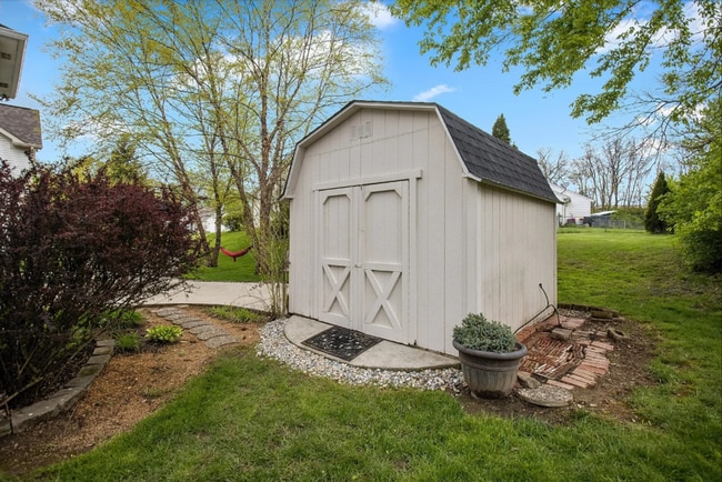 Building Photo - 212 Walter St