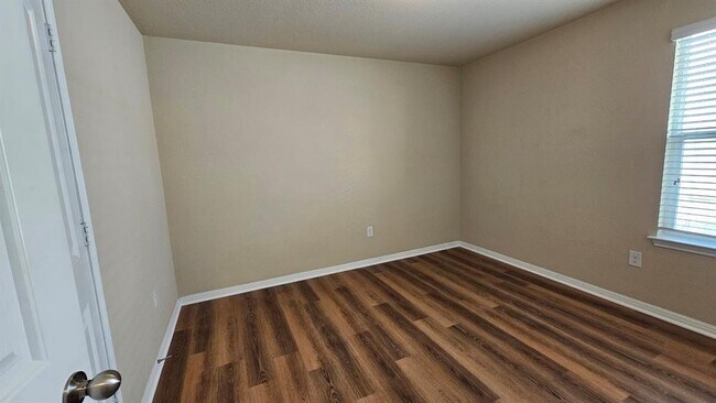 Building Photo - 11308 Dawes Pl