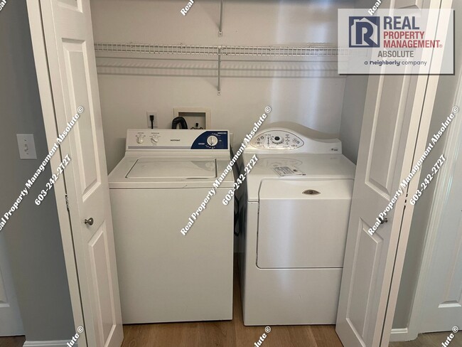 Building Photo - Beautiful 4 Bedroom Condo