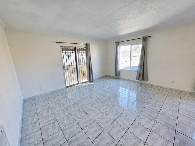 Building Photo - 4056 Van Dyke Ave