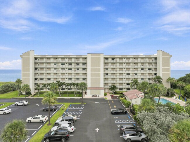 Building Photo - 10310 S Ocean Dr