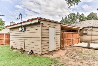 Building Photo - 2711 22nd St