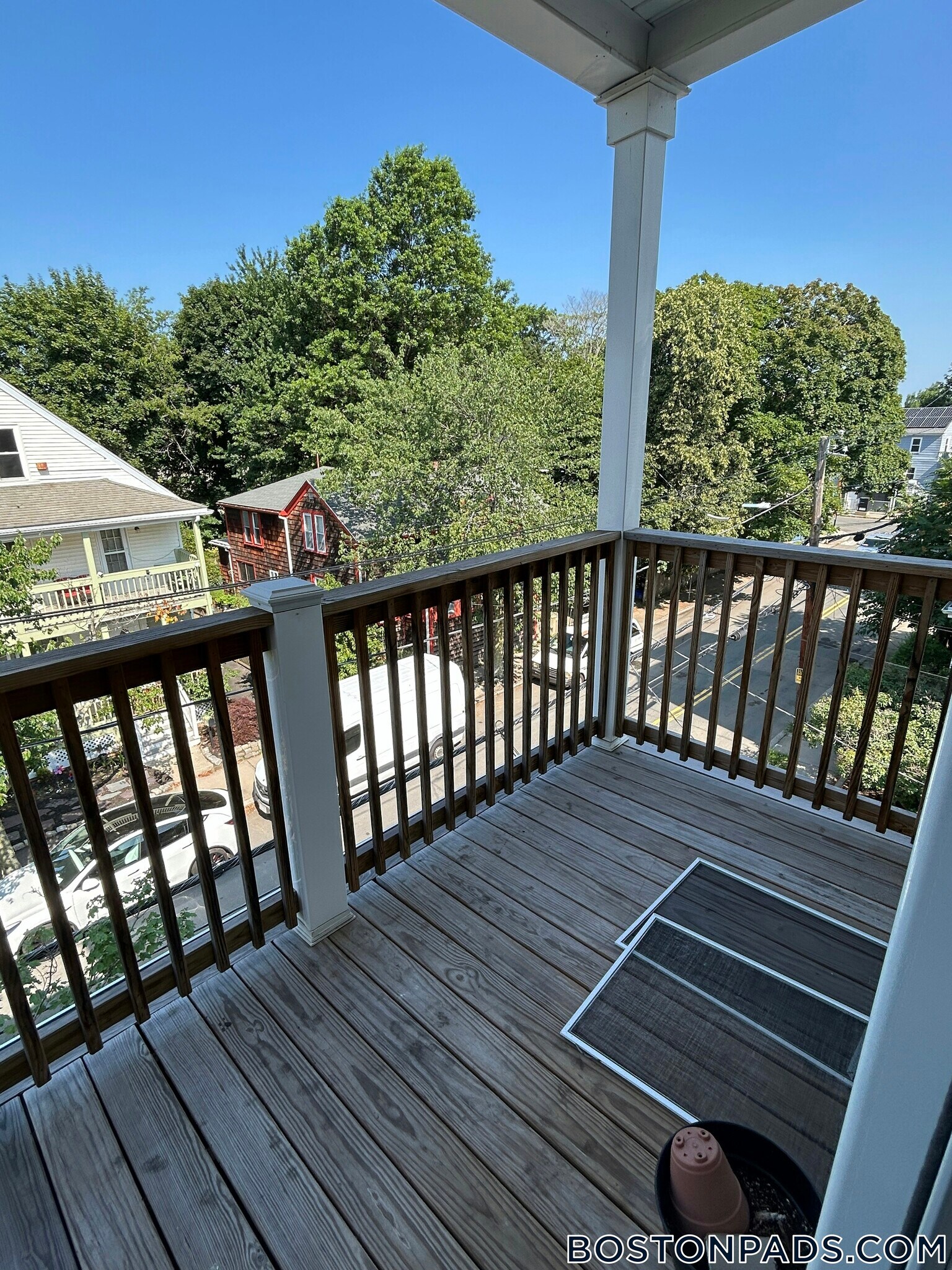 Building Photo - 196 Sherman St