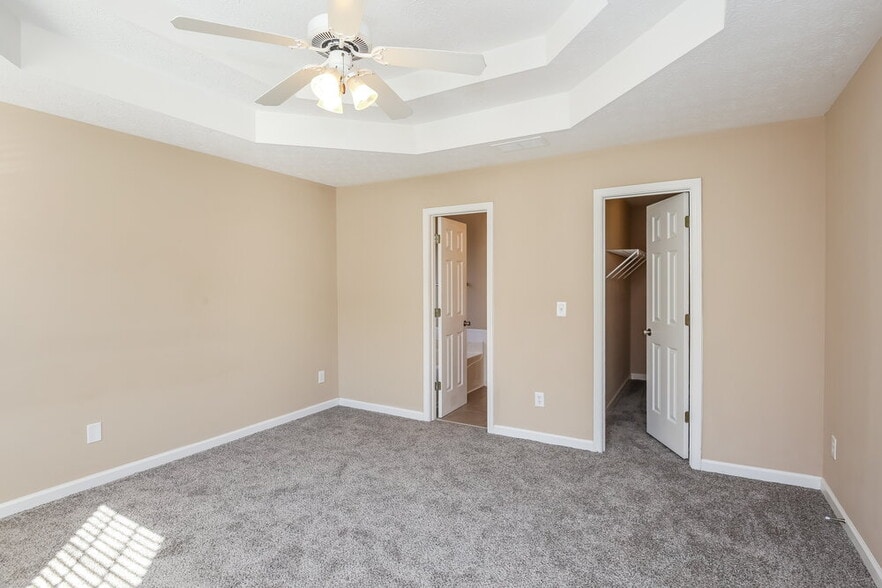 Building Photo - 2880 Emerald Springs Dr