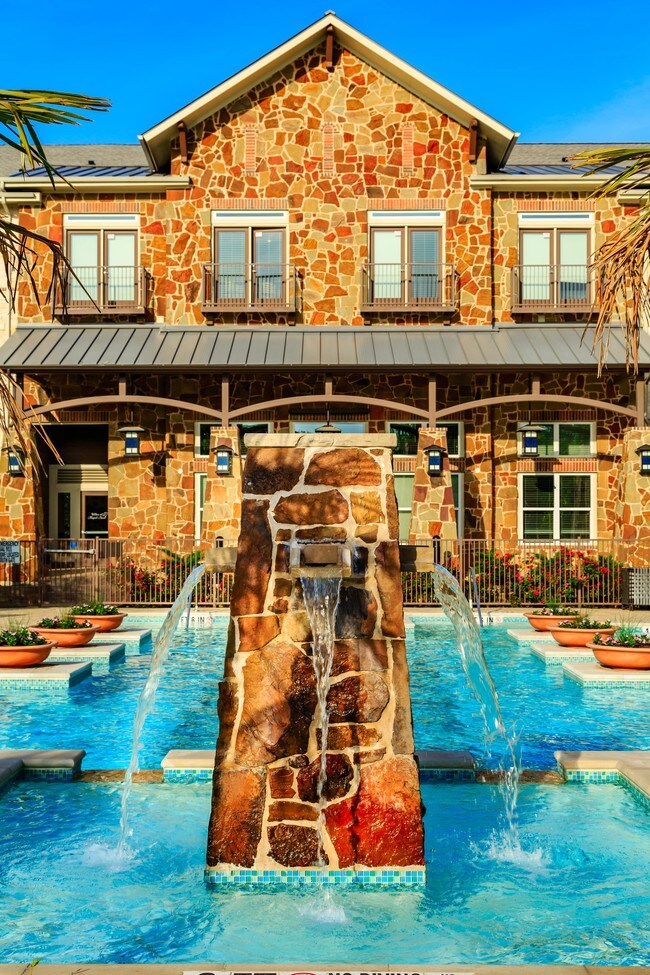 Villas of Chapel Creek Frisco, TX Apartment Finder