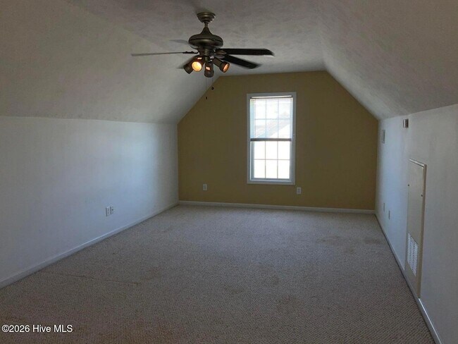 Building Photo - 763 Americana Dr