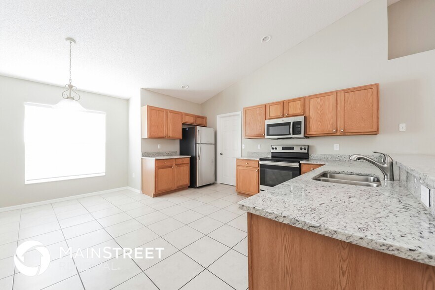 Building Photo - 826 San Jose Ct