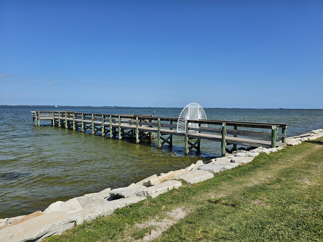 Building Photo - PSJ Riverfront