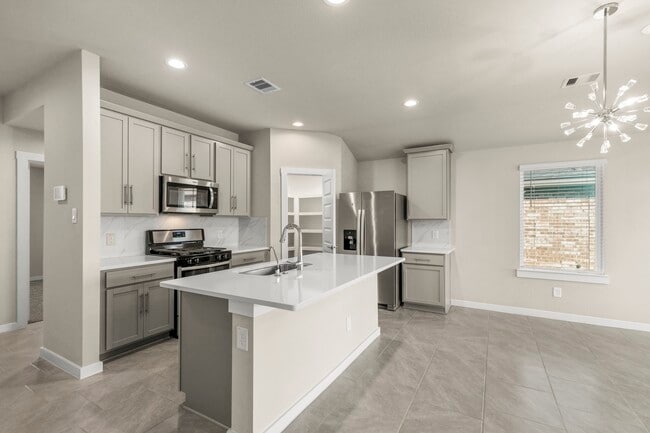 Building Photo - 3915 Sparkman Ln