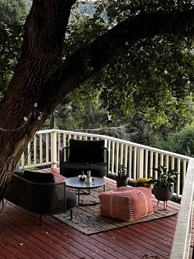 Building Photo - 21980 Alta Dr