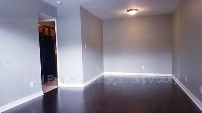 Building Photo - 1171 16th Ave S