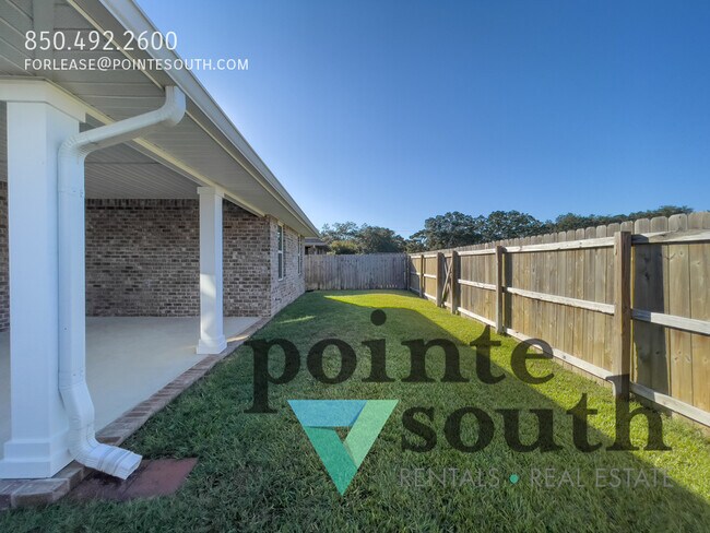 Building Photo - 12390 Pinfish Rd