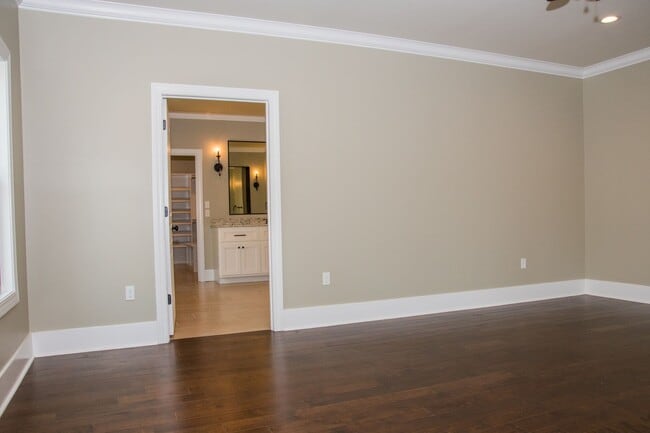 Building Photo - Barrington Park Subdivision