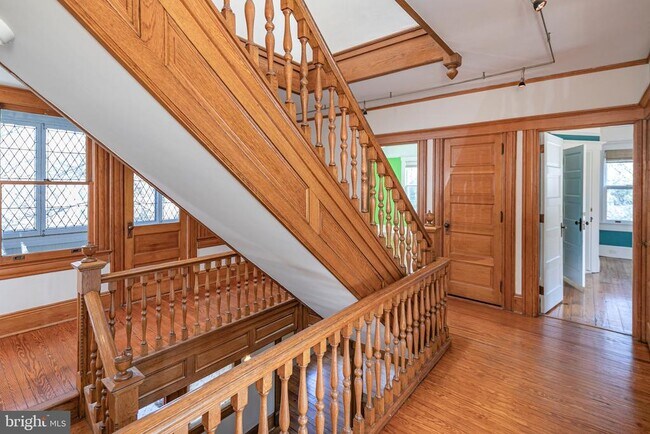 Building Photo - 54 Hodge Rd