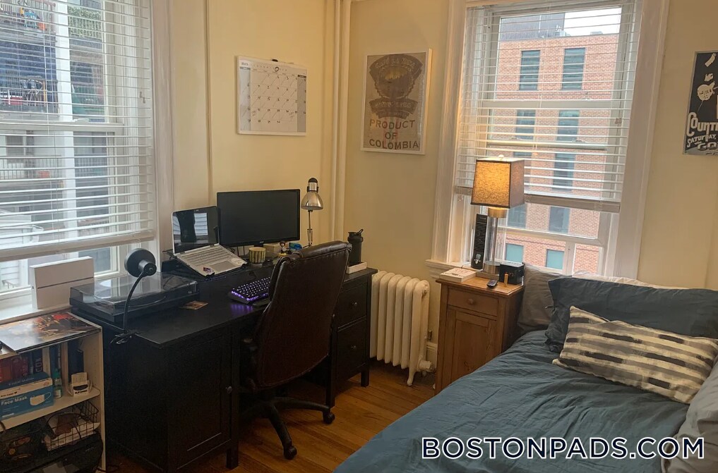 Building Photo - 224 Hanover St