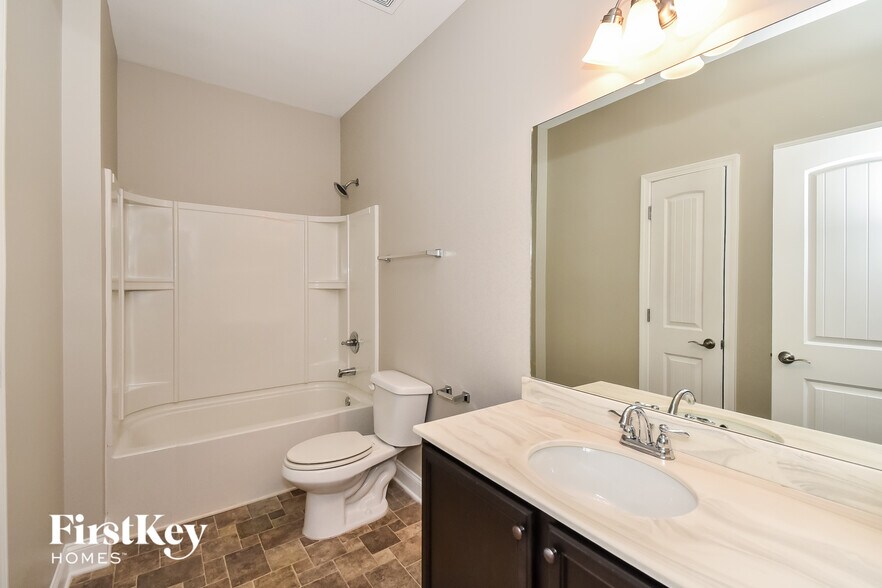 Building Photo - 97 Dunston Way