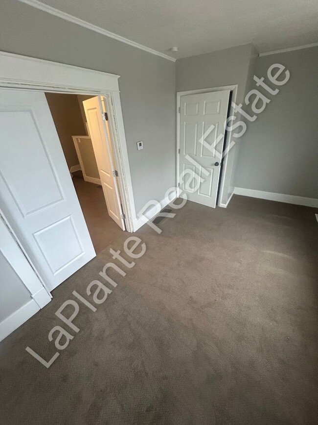 Building Photo - 1804 Bigelow St