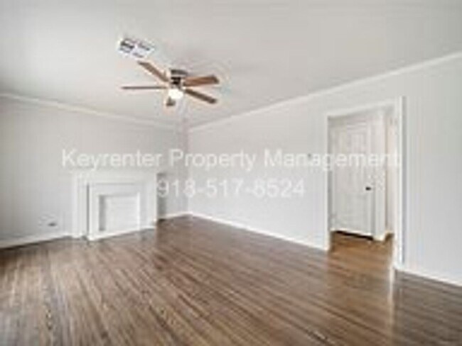 Building Photo - Updated 2 Bed 1 Bath Rental Home Tulsa