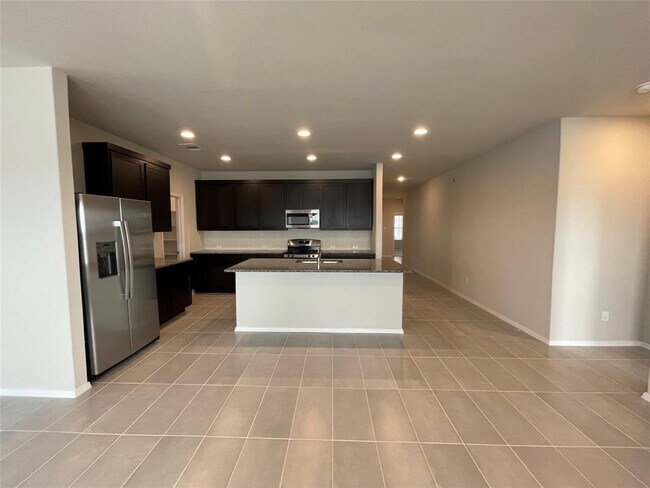 Building Photo - 2801 Winding Creek Rd