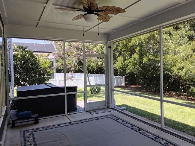 Building Photo - 4 Bedroom home in Beaufort