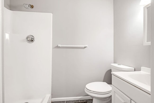 Building Photo - 1703 Winding Way Dr