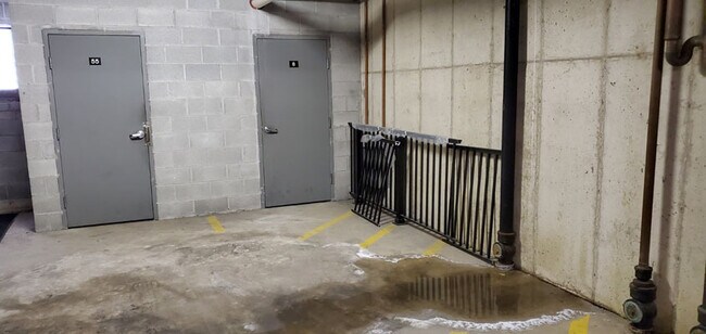 Building Photo - 2919 N Harlem Ave