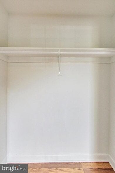 Building Photo - 5 Drumcastle Ct