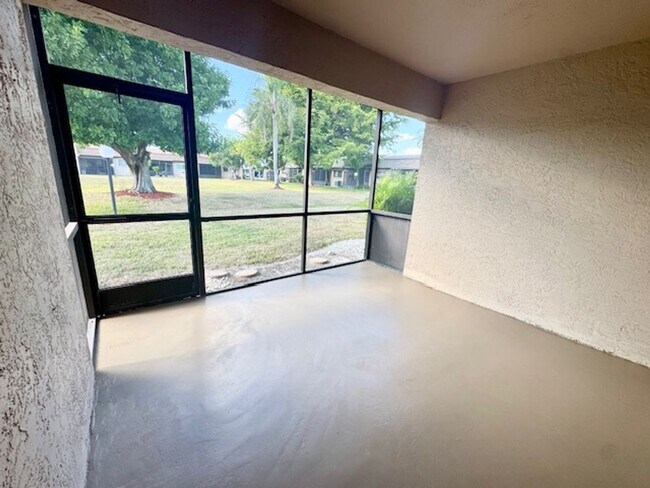 Building Photo - 2 bedroom 2 bathroom unfurnished annual