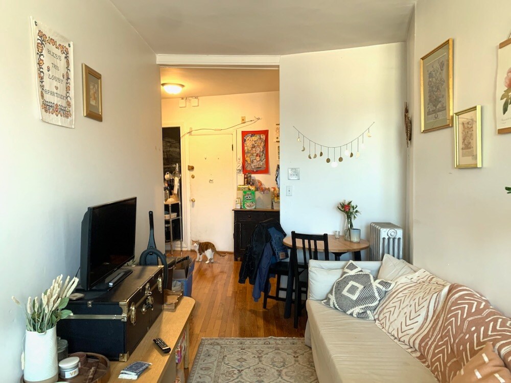 Building Photo - 153 Brighton Ave