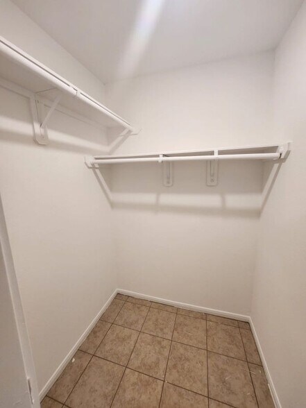 Building Photo - 12717 Yoshino Cherry St