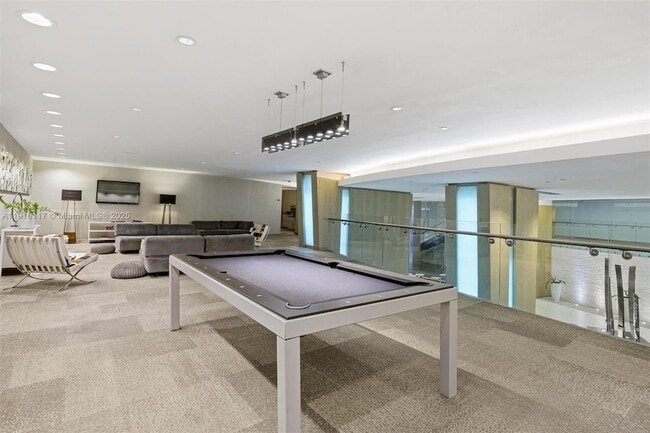 Building Photo - 92 SW 3rd St