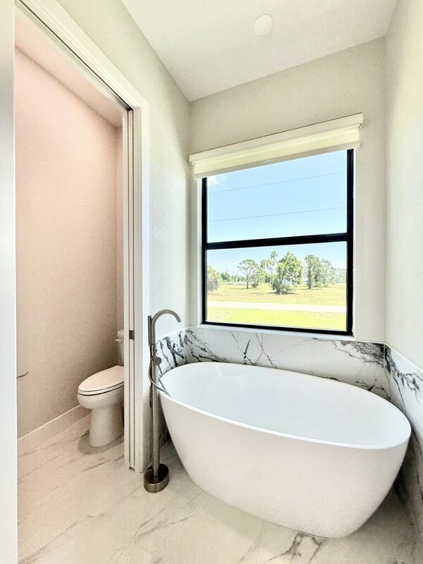 Building Photo - 20 Coxswain Dr